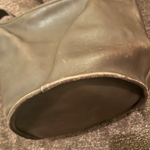 Vintage Coach Brown Bucket Bag - Picture 4 of 8